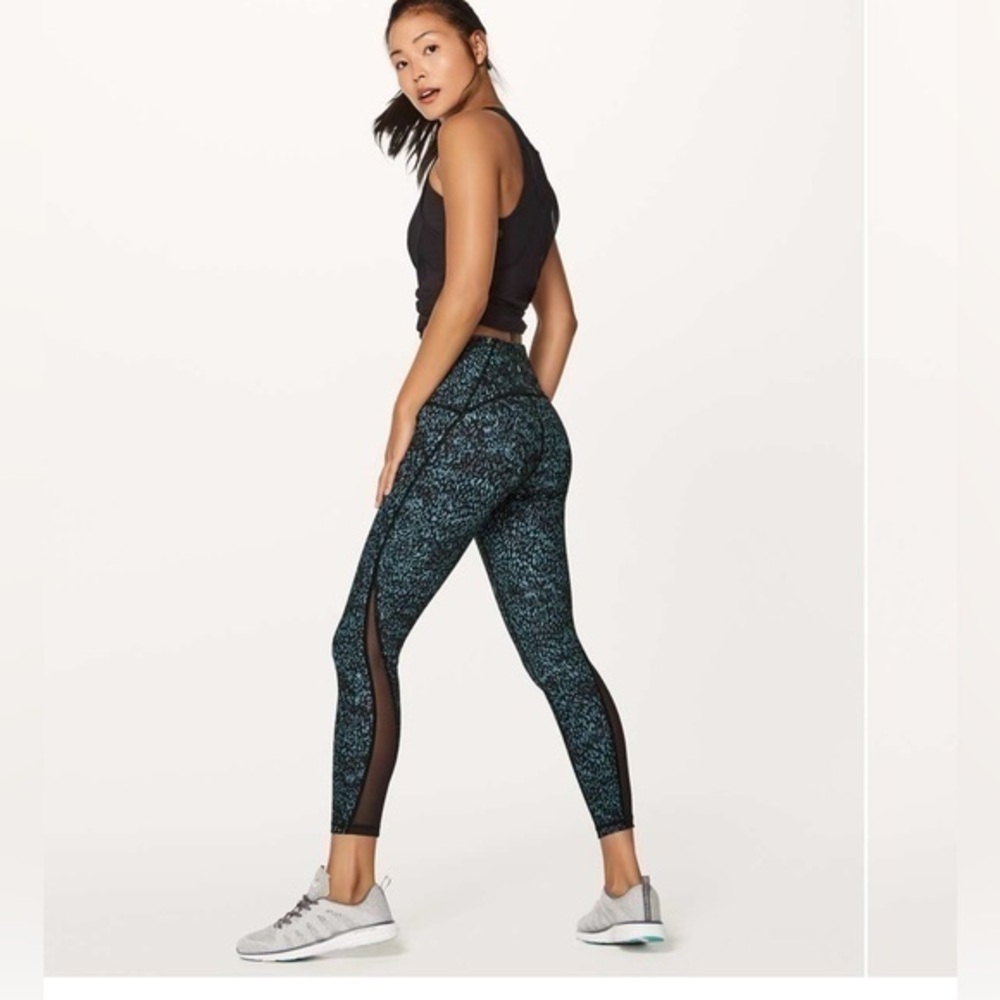 Lululemon Train Times 7/8 Pant 25” Illuminate Multi Black/Black